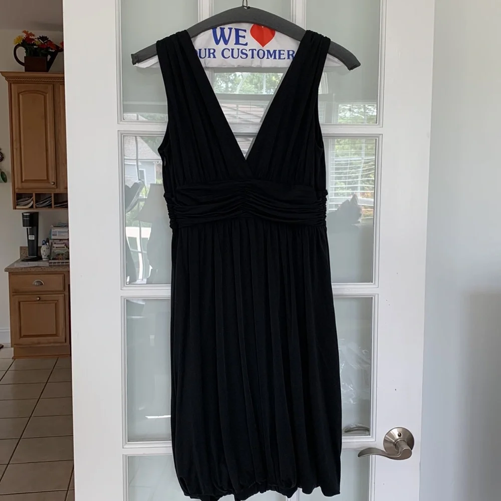 Vivienne Tam silk jersey black cocktail dress, size 2 lined EUC and easy to wear - Picture 3 of 8
